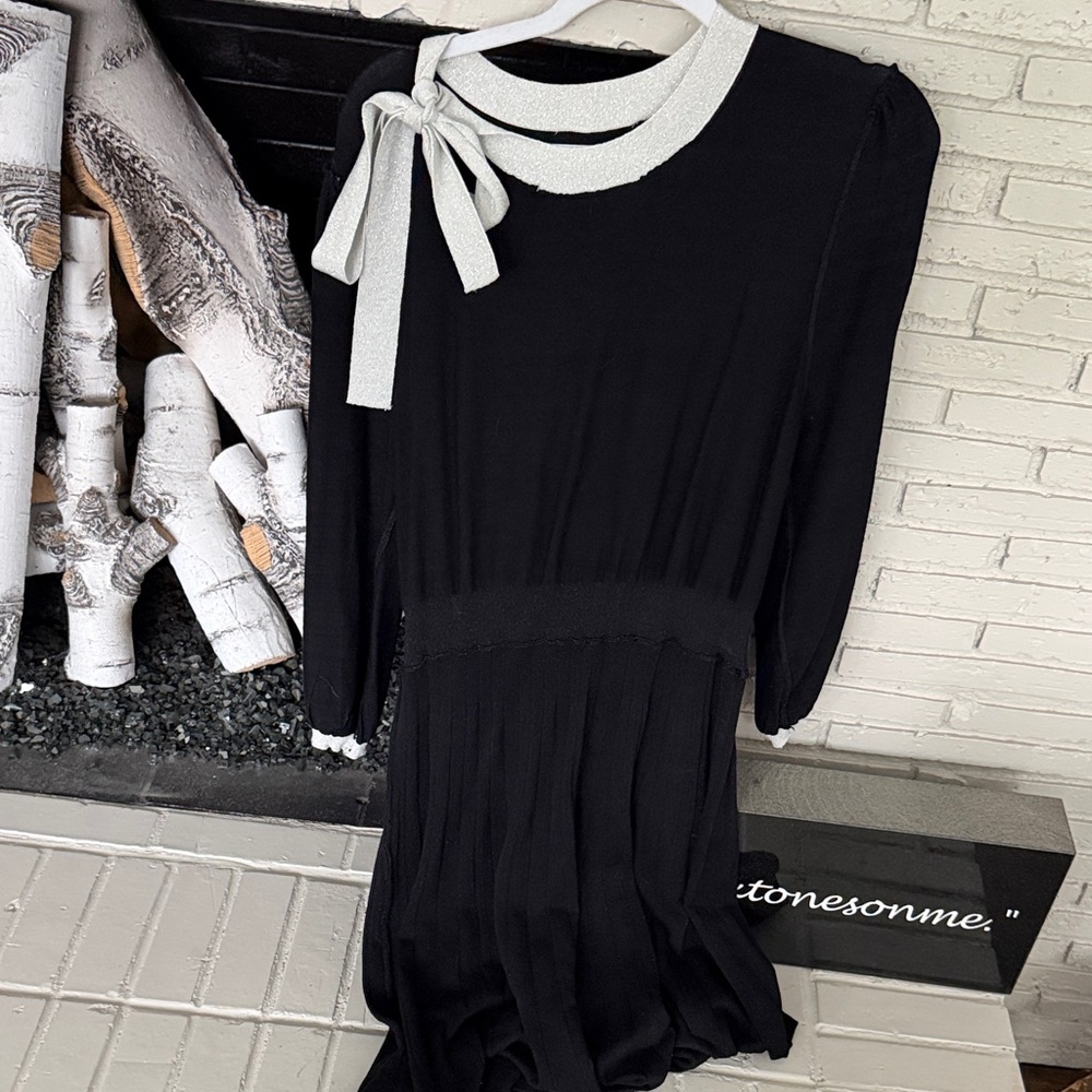 Elegant Nanette Lapore Black and White Dress with Bow Detail XL